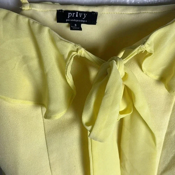 Privy Yellow Long Sleeve Open Shoulder Top - Picture 3 of 7